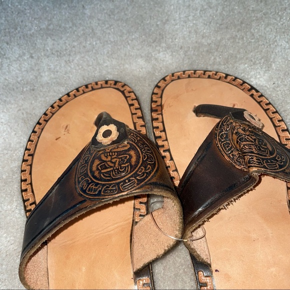 Tropical Island Flip Flops Sandals Tan 4 Unique - Picture 3 of 8